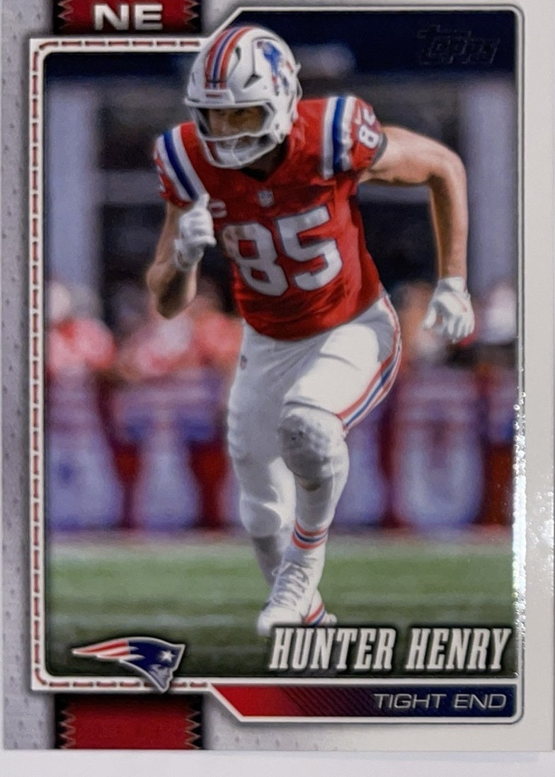 2026 Topps Football #138 Hunter Henry – Near Mint – voorkant