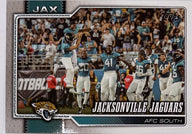 2026 Topps Football #274 Jacksonville Jaguars Team Card – voorkant | Lichcards