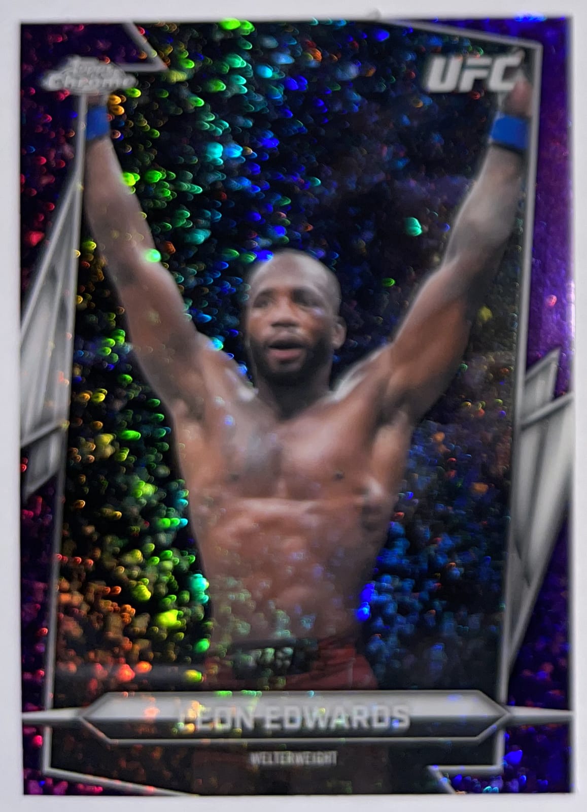 Voorzijde – Leon Edwards [6] – 2026 Topps Chrome UFC | Lichcards Hauptbild