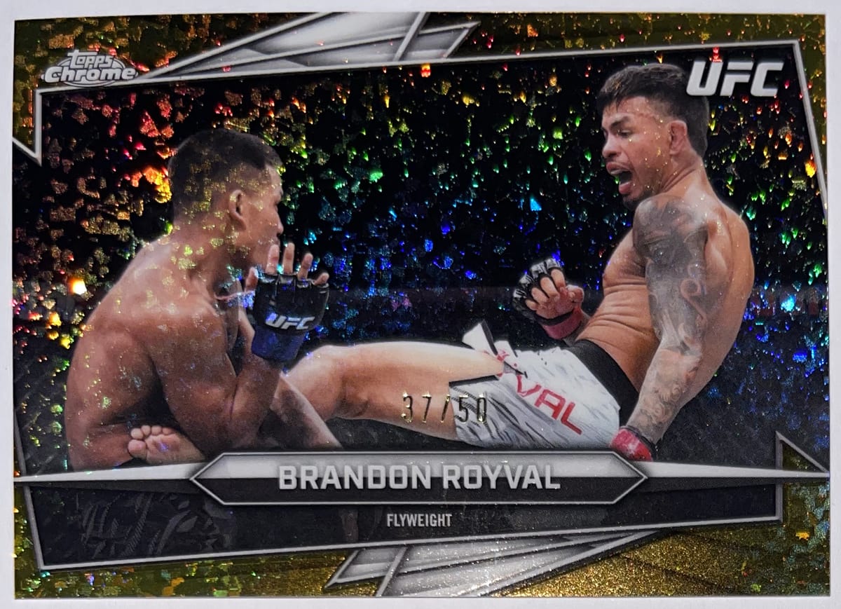 Voorzijde – Brandon Royval [54] – 2026 Topps Chrome UFC | Lichcards Hoofdafbeelding