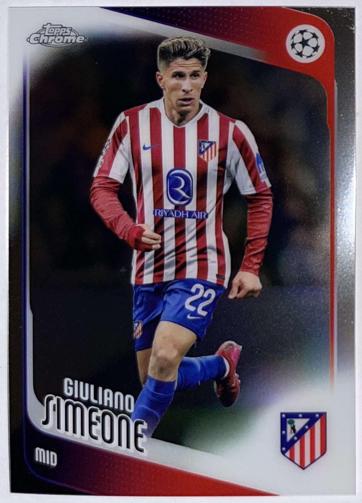 Voorzijde – Giuliano Simeone [100] – Topps Chrome UEFA Club Competitions 2025/26 – Near Mint Imagen principal del producto