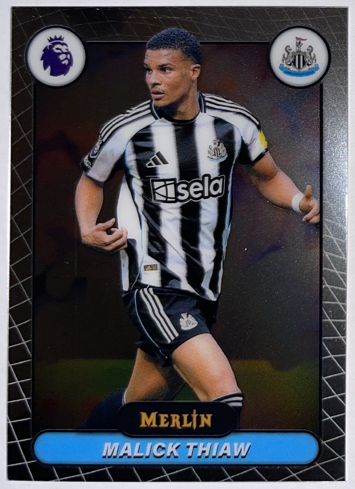 Voorzijde – Malick Thiaw [145] – Topps Merlin Premier League 2025/26 – Near Mint Imagen principal del producto