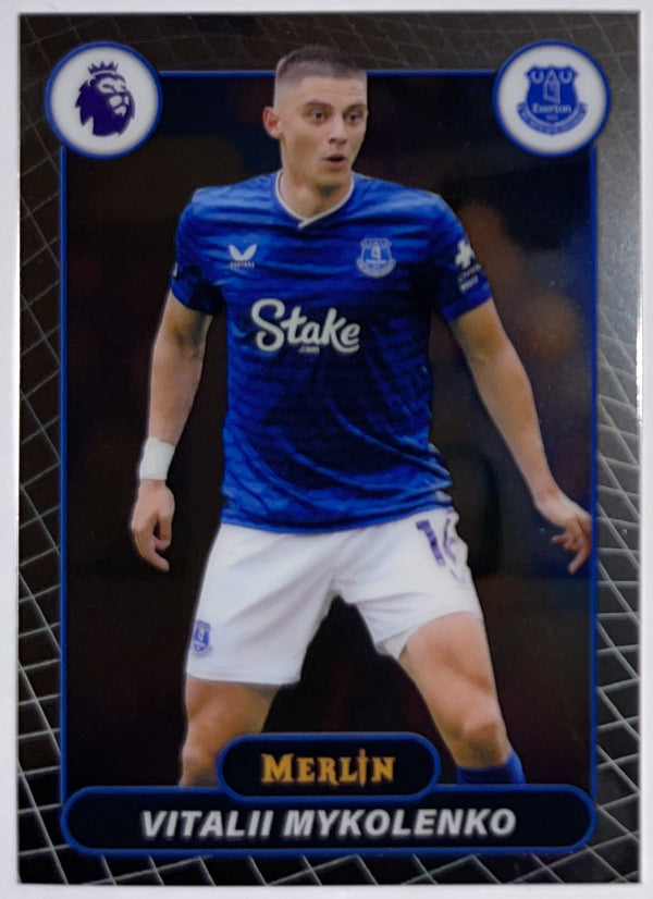 Voorzijde – Vitalii Mykolenko [90] – Topps Merlin Premier League 2025/26 – Near Mint