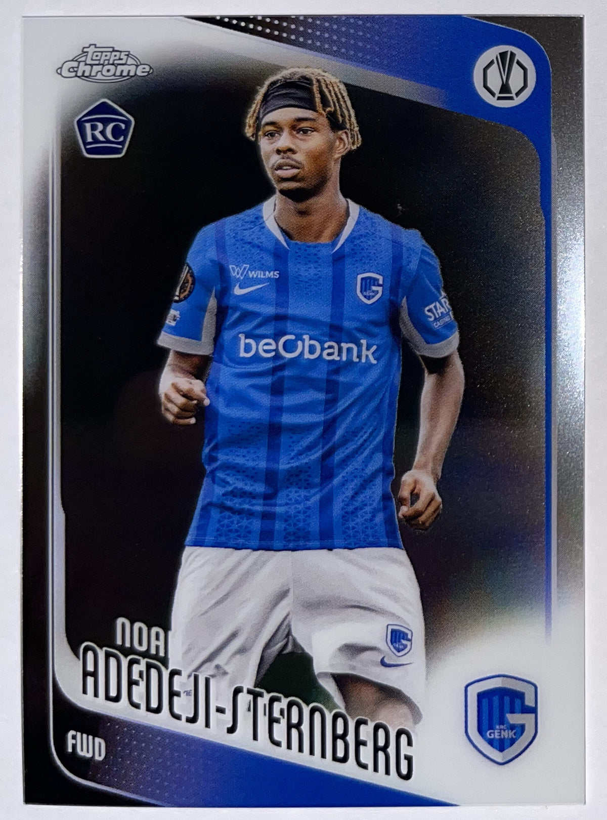 Voorzijde – Noah Adedeji-Sternberg [122] – Topps Chrome UEFA Club Competitions 2025/26 – Near Mint