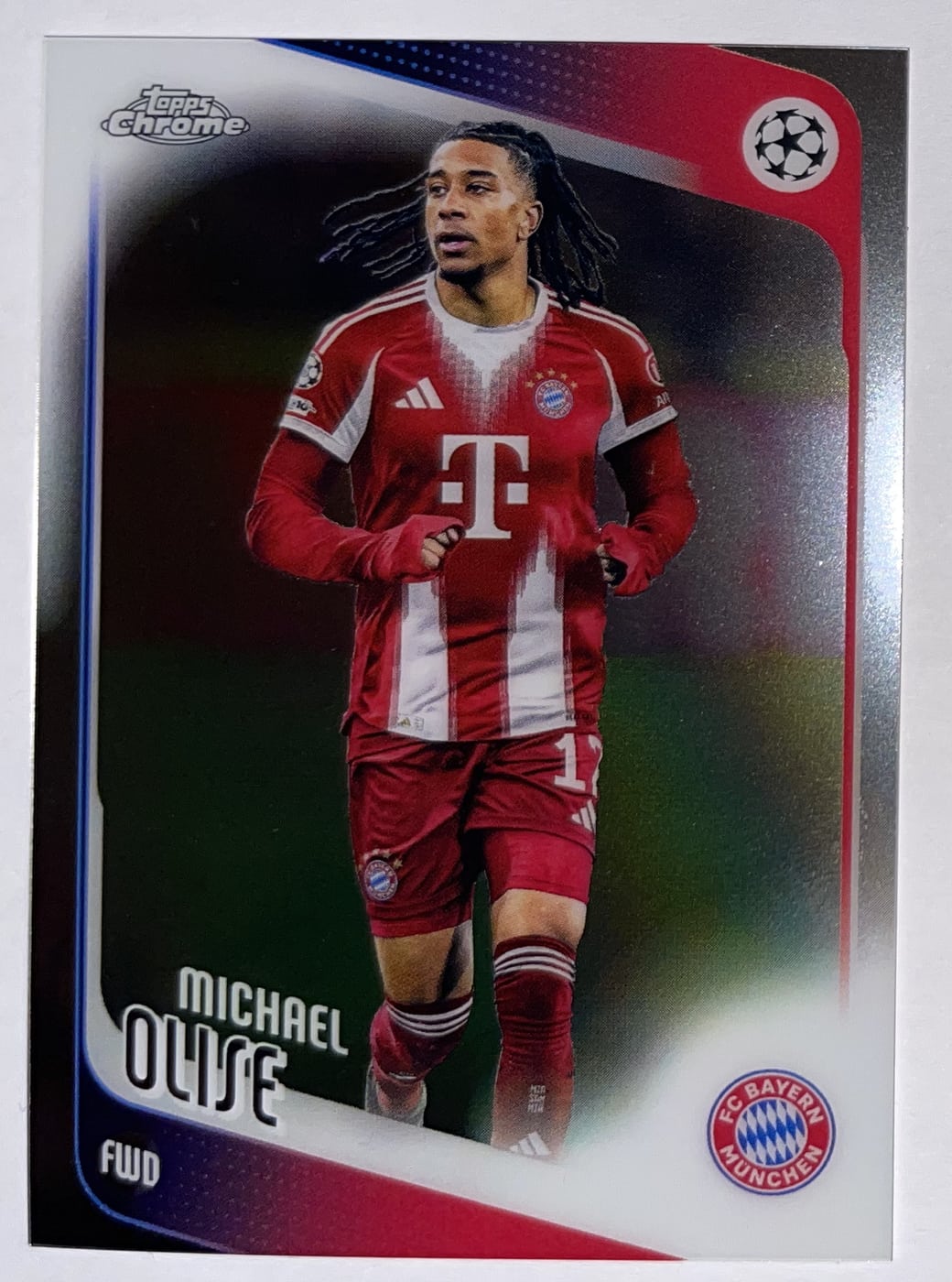 Voorzijde – Michael Olise [4] – Topps Chrome UEFA Club Competitions 2025/26 | Lichcards Hoofdafbeelding