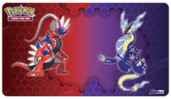 Ultra Pro playmat met Koraidon en Miraidon, 61 bij 34 cm | Lichcards