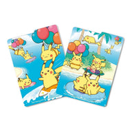 Pokémon Deckbox - Flying Pikachu & Surfing Pikachu (Japans, 25th Anniversary) – de twee meegeleverde scheidingskaarten van de deckbox (officiële afbeelding Pokémon Center Japan)