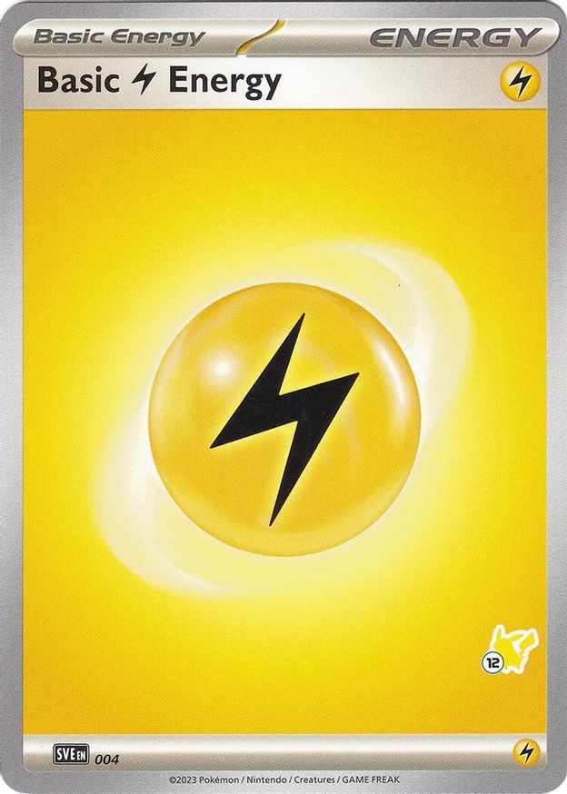 Pokémon-kaart Basic Lightning Energy SVE 004 uit Battle Academy 2024 (Pikachu-deck, stempel 12)