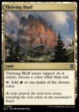 Thriving Bluff - Commander: Bloomburrow (Common) [BLC-346] Imagen principal del producto