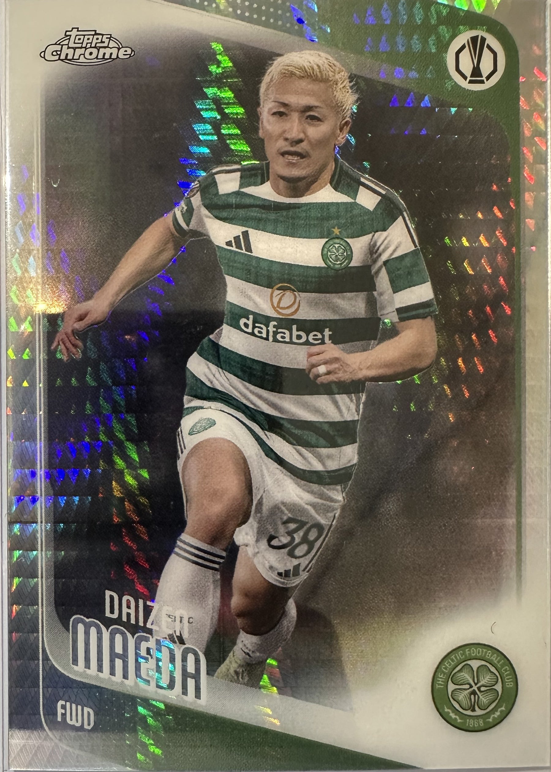 Daizen Maeda - 2025-26 Topps Chrome UEFA Club Competitions (Prism Refractor) [98] - voorkant