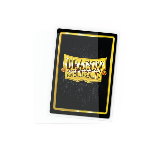 Dragon Shield Classic Clear sleeve met kaart erin – transparante sleeve, achterkant van de kaart zichtbaar
