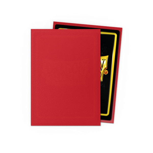 Dragon Shield Matte Crimson sleeve met rode matte achterkant