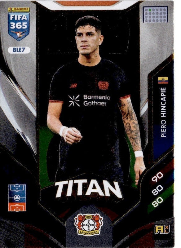 Piero Hincapié Titan BLE7 - Panini FIFA 365 2026 Adrenalyn XL kaart