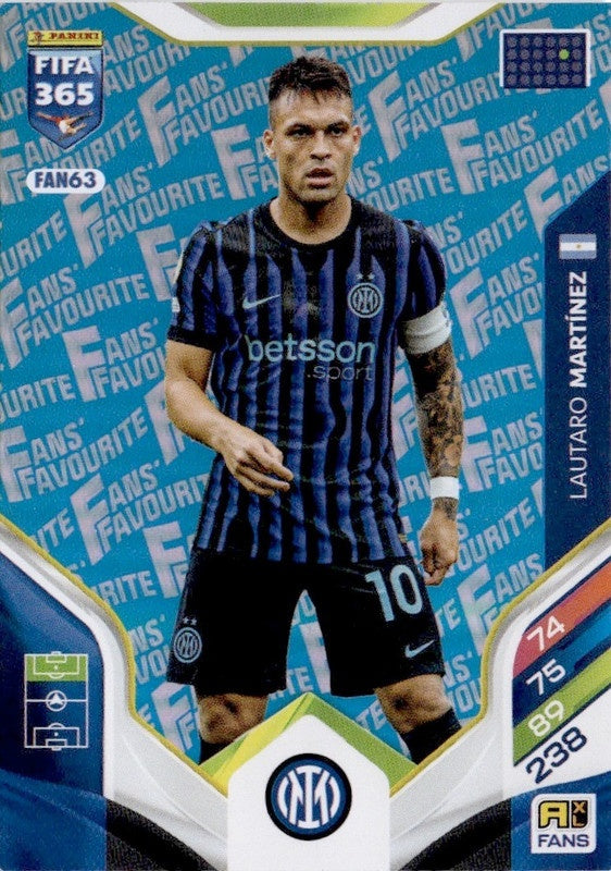 Lautaro Martínez Fan Favourite - Blue Parallel FAN63 - Panini FIFA 365 2026 Adrenalyn XL kaart