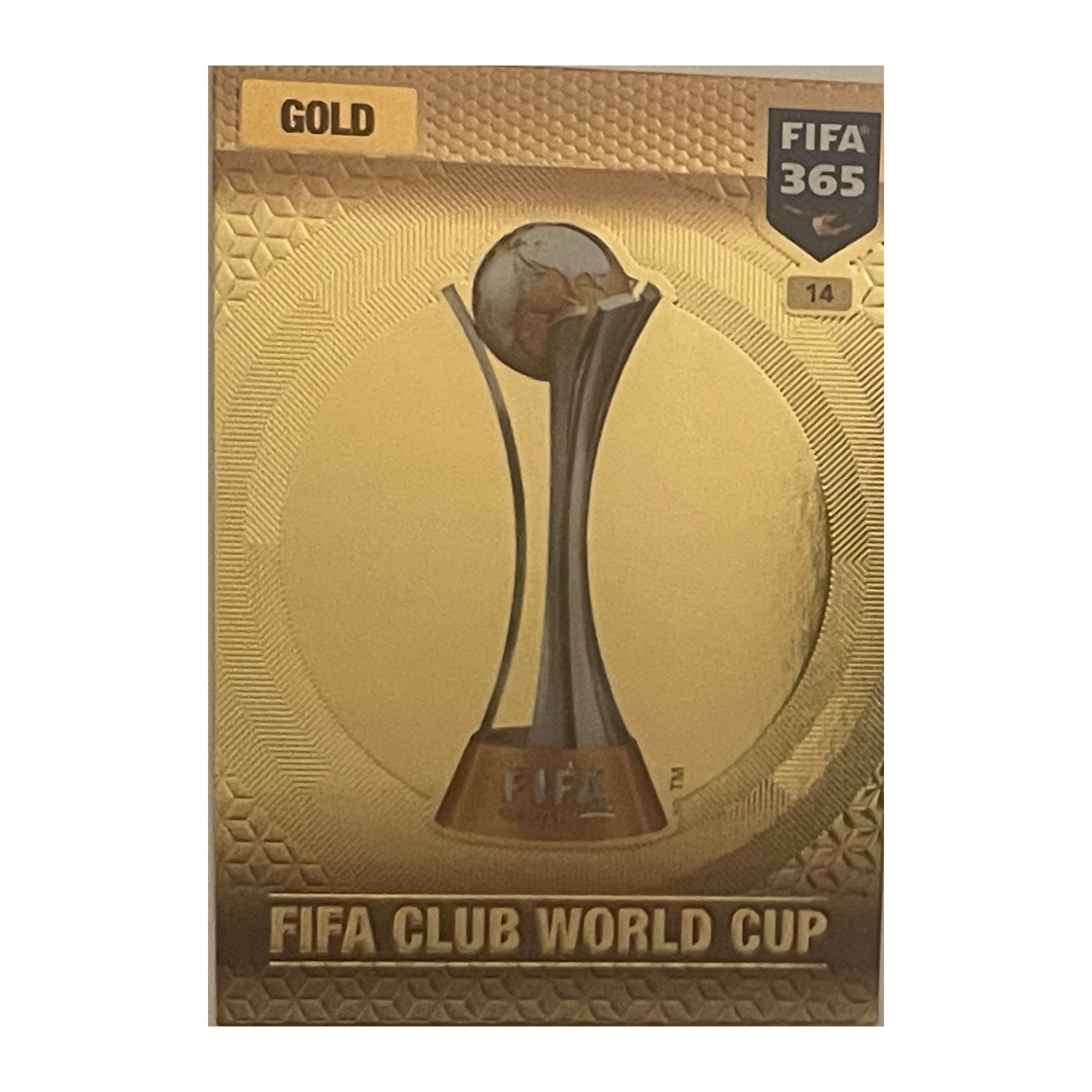 FIFA Club World Cup Trophy - Panini Adrenalyn XL FIFA 365 2017 (Gold / Trophy) [14] - voetbalkaart voorkant