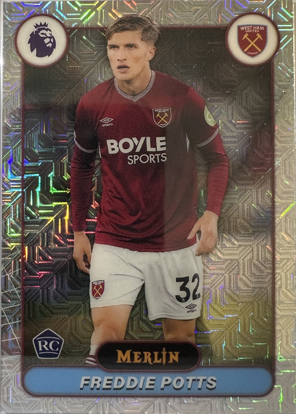 Freddie Potts - 2025-26 Topps Merlin Premier League (Mojo Refractor RC) [185] - voorkant