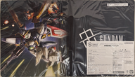 Gundam Wing Teaching App Campaign playmat – bijgesneden originele foto van de voorkant