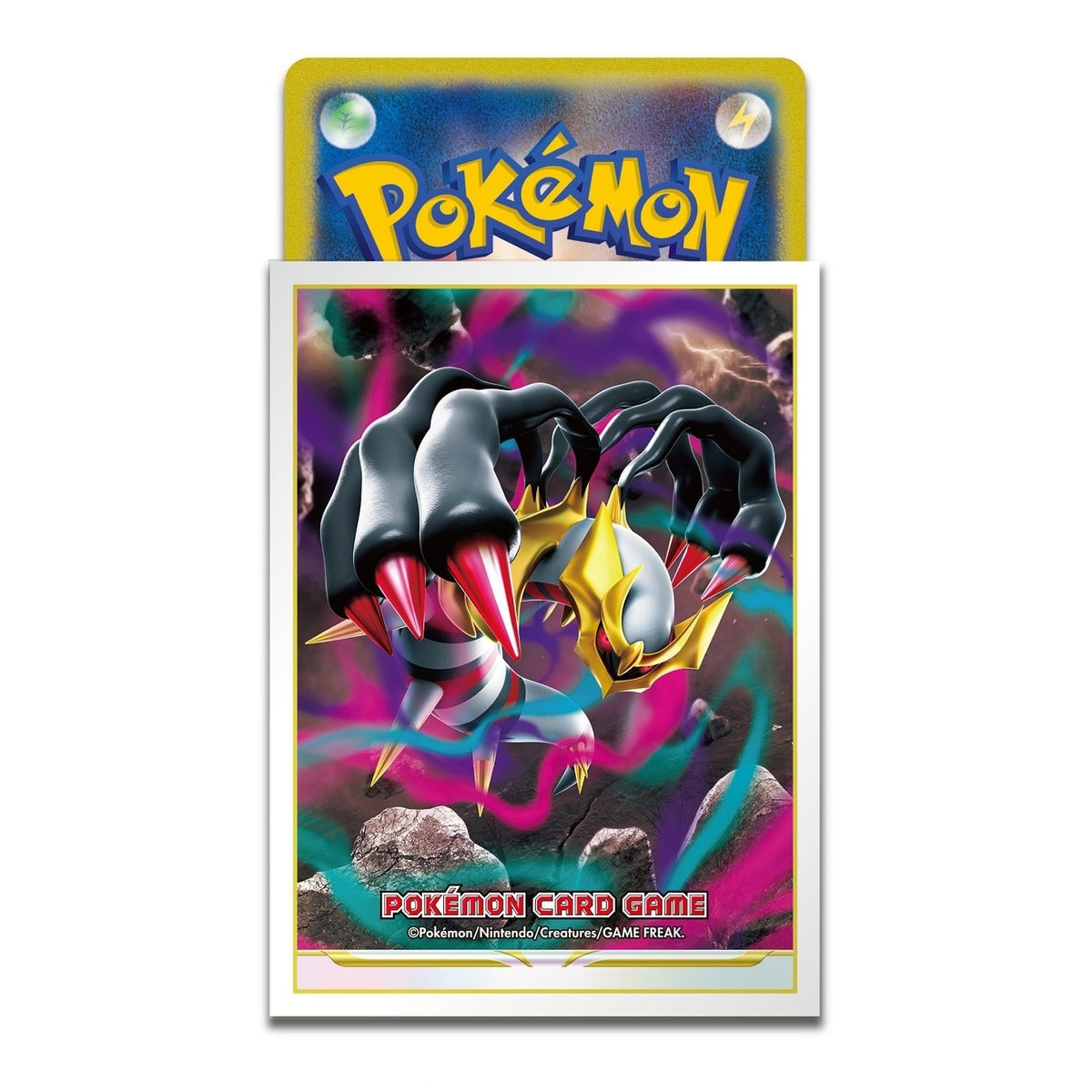 Pokémon Sleeves - Giratina (64 stuks, Japans, Lost Abyss) – losse sleeve met een kaart erin, close-up van de voorkant (officiële afbeelding Pokémon Center Japan)