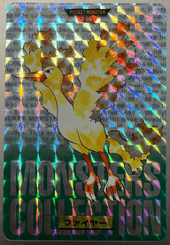 Voorzijde — Moltres [146] — Bandai Pokémon Carddass (1996)