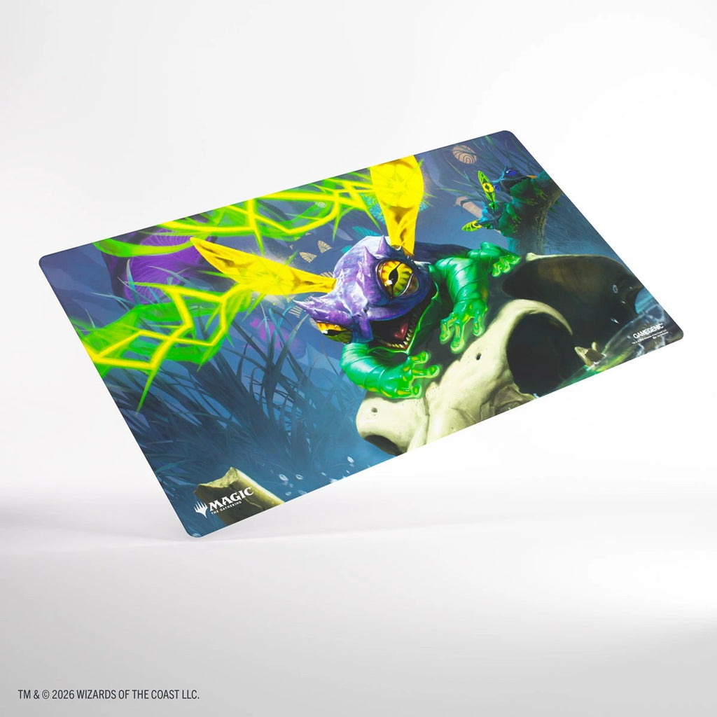 Gamegenic Magic Prime Playmat Secrets of Strixhaven Bogwater Lumaret - playmat schuin uitgerold