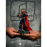 Het Thor Battle of NY beeld van 22 cm in volle lengte