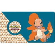 Ultra Pro playmat met Charmander, opgerold weergegeven | Lichcards